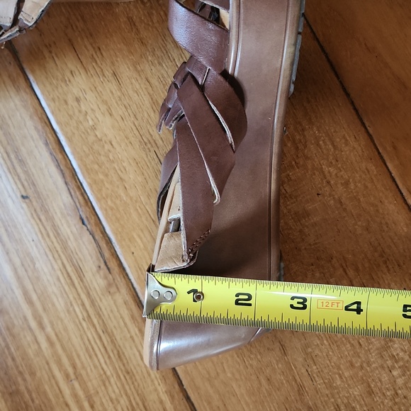 Baretraps brown wedge platform sandals, leather upper, 10M - Picture 9 of 10